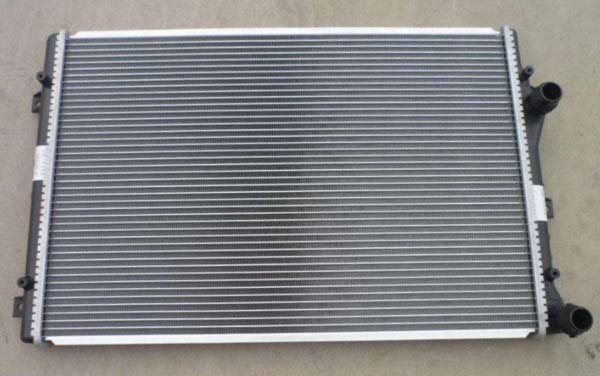 ϴ܇�ϵ��X�Ͳ�ɢ�����ϵĿ��g���OӋ��ԓע�ص����